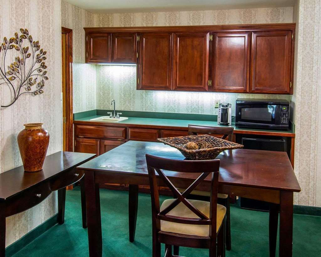 Quality Inn Oakwood Fairwood Δωμάτιο φωτογραφία